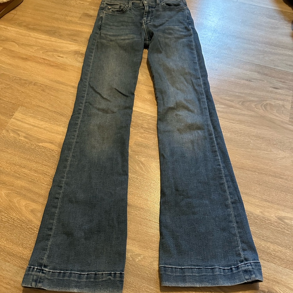 7 For All Mankind Medium Wash Dojos